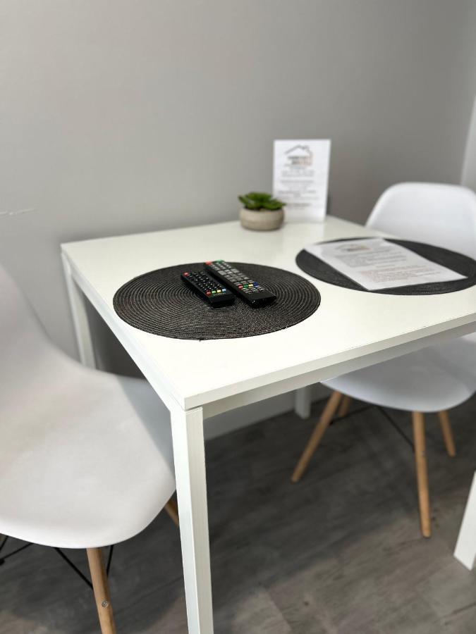 Noclegi Comfort - Self Check-In 24H Świdnica Eksteriør billede